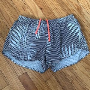 Women’s Old Navy Go-Dry Shorts